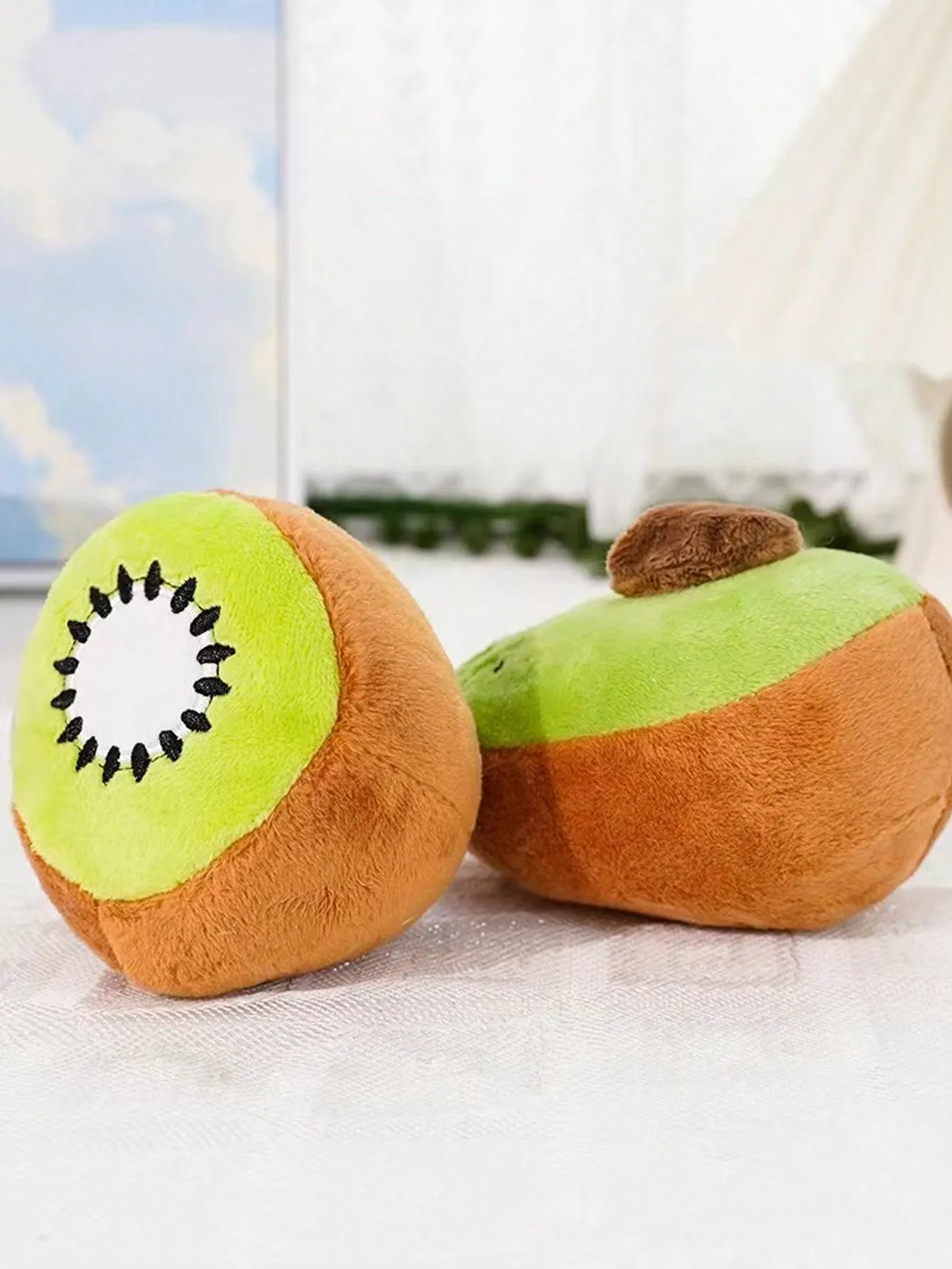 1pc Pet Squeaky Plush Toy, Designed In Kiwi/Avocado Shape, Bite Resistant And Fun For Your Pet To Play And Vent